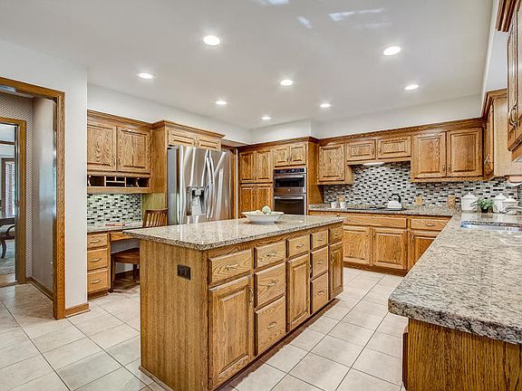2nd image of 3134 W Woodfield Dr