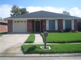 7121 E Renaissance Ct, New Orleans, LA 70128