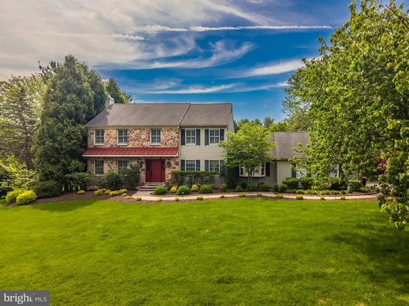 33 Collins Mill Rd, Chester Springs, PA 19425