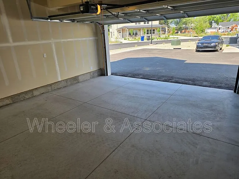 188 N 300 E #1 — Photo 8