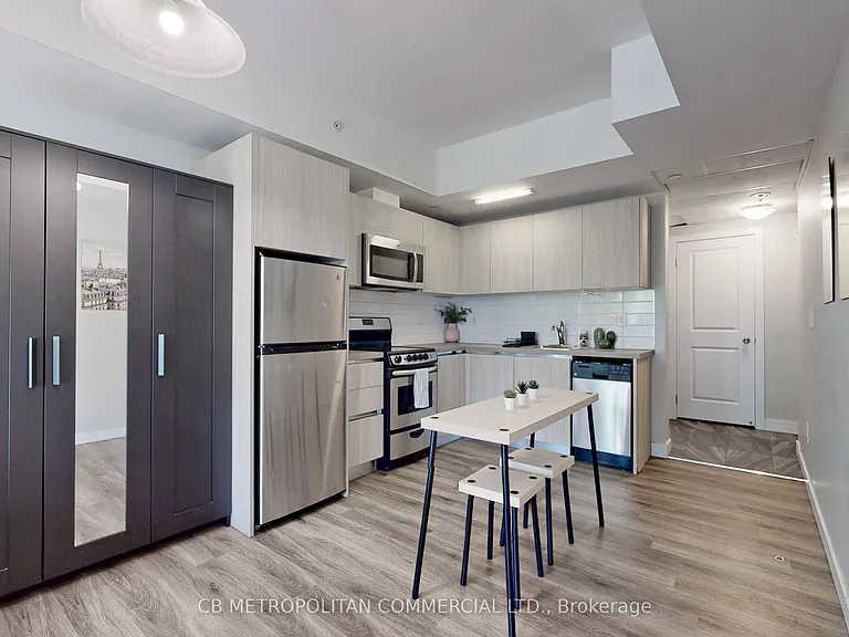 335 College St #106 — Photo 3