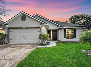 9477 Daniels Mill Dr W, Jacksonville, FL 32244