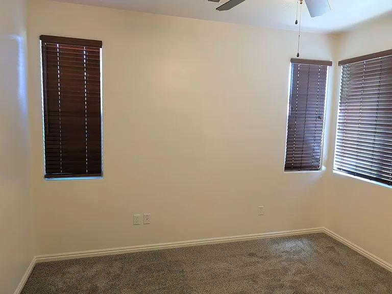 470 S 6250 W — Photo 4