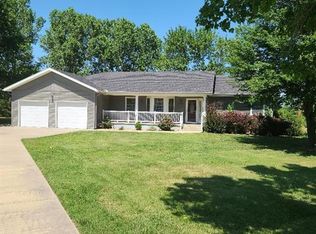 1704 Redbud Ln, Iola, KS 66749