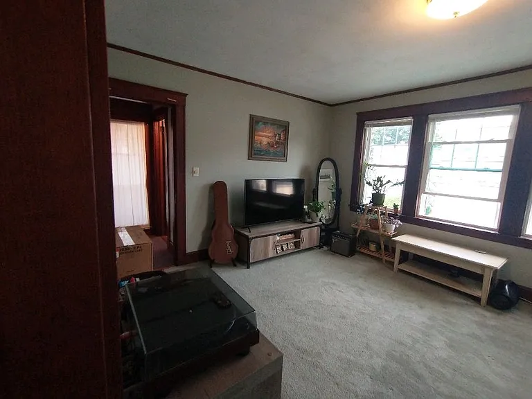 35 Faxon St #2 — Photo 3