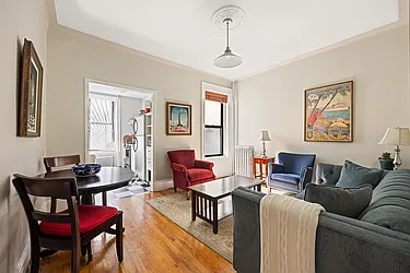 454 15th Street, #2R