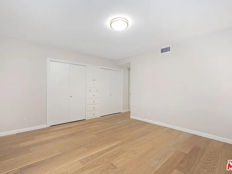 6204 S Corning Ave — Photo 26