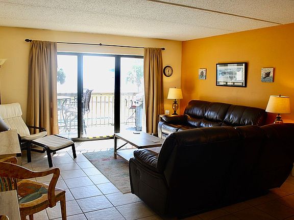4th image of 240 W Gorrie Dr