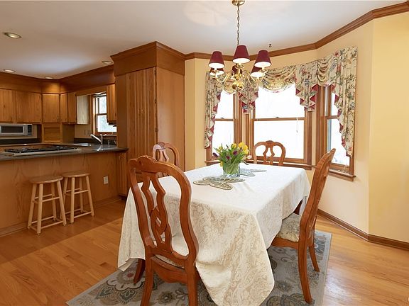 5th image of 4511 Lamplighter Ln