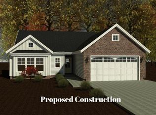 121 Perkins Ln, Frankfort, KY 40601