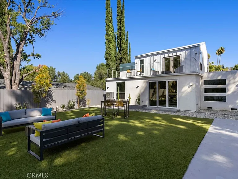 4731 Topanga Canyon Blvd — Photo 35