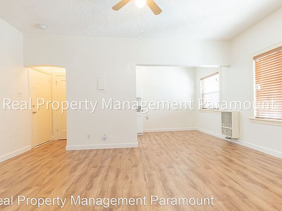 4th image of 910 W 41st St #27
