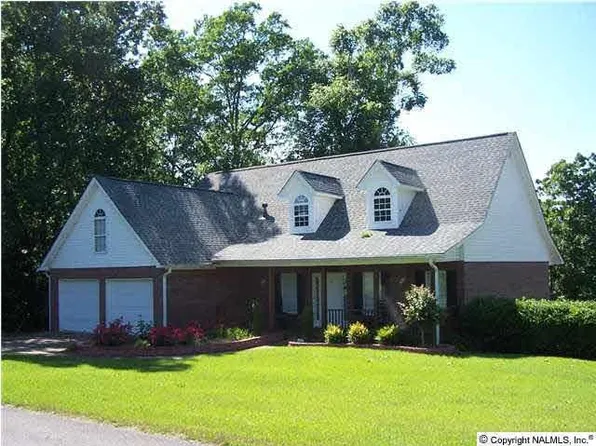 555 Embos Island St, Leesburg, AL 35983