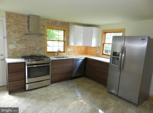 711 Cherry Tree Ln, Lawrence Township, NJ 08648