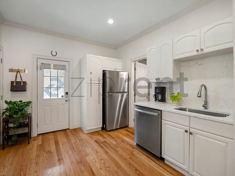 11 Columbia Rd #3 — Photo 8