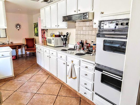 Bright White Kitchen!
