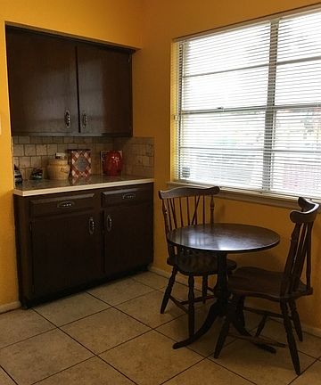 5th image of 6106 Town Wood St