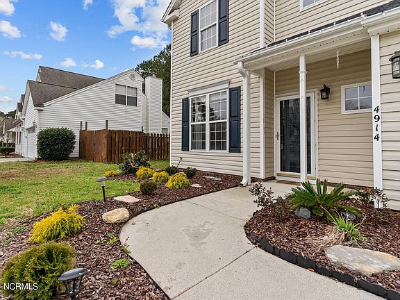 3rd image of 4914 Split Rail Drive