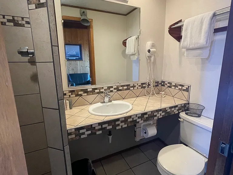 971 N Montesano St #102 — Photo 6
