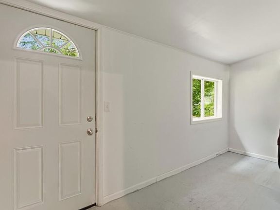 3rd image of 8769 Barnes Rd