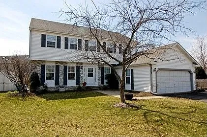 425 Edinburgh Ln photo 1