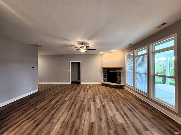 4th image of 33 Hayloft Dr Lot 43