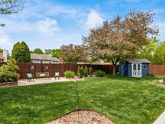 4th image of 4387 Shirlene Dr