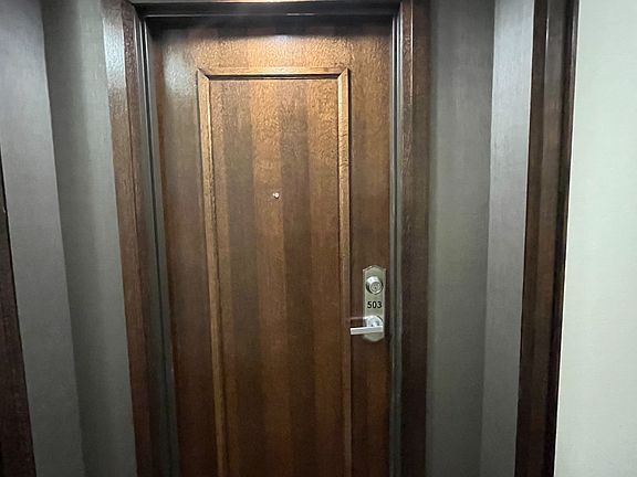 3rd image of 15 N Park Rd #503