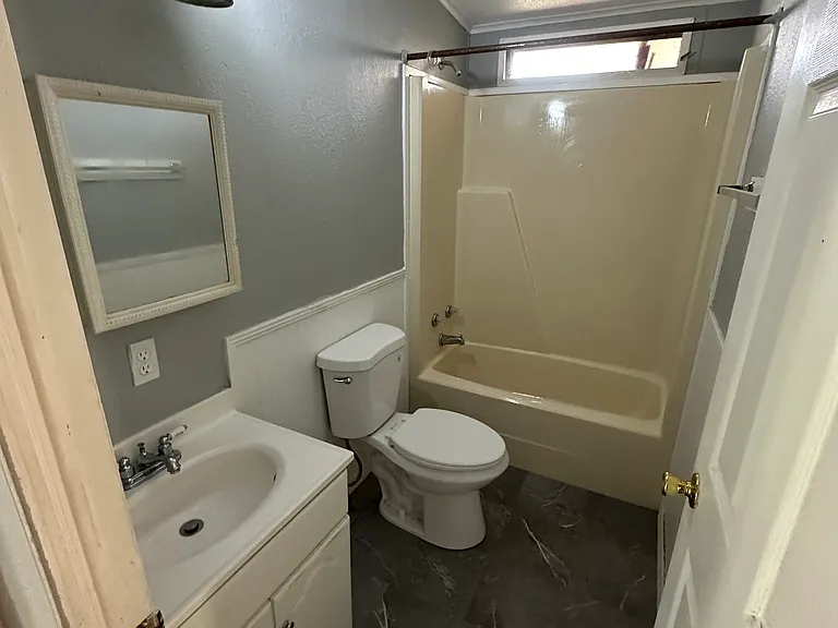 2727 Downing Dr — Photo 6