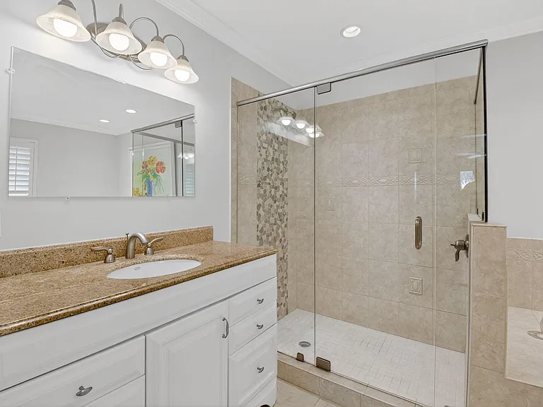4690 Palo Verde Dr — Photo 16