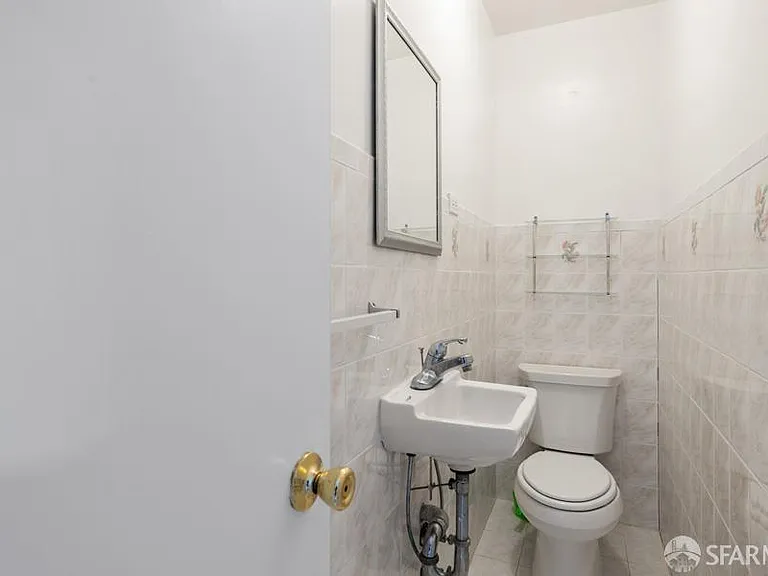 85 Dorchester Dr — Photo 28
