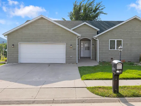 2885 Mystic Ave, Sturgis, SD 57785