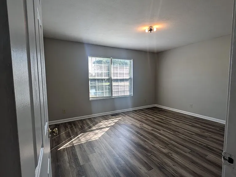 2133 Galaxy Dr — Photo 9