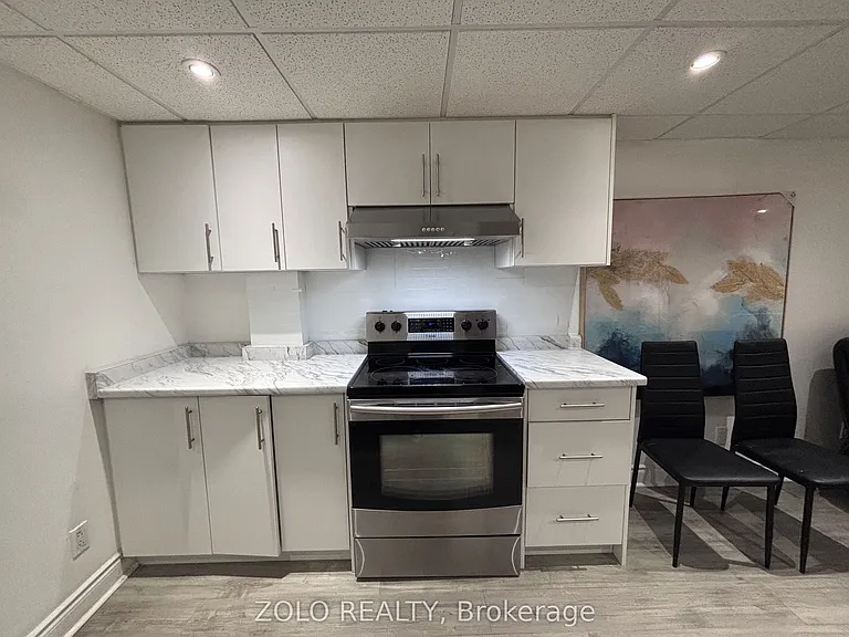 34 Primrose Cres — Photo 17