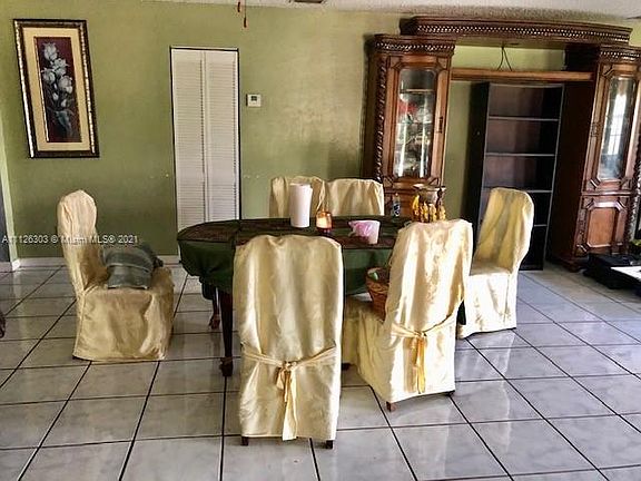 5th image of 21955 SW 264th St