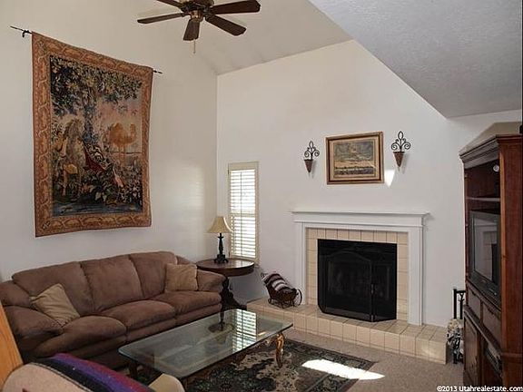 3rd image of 5106 S Central Park Dr