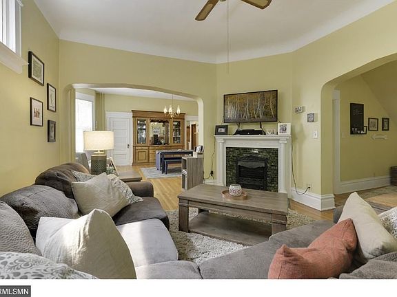 5th image of 212 Goodrich Ave