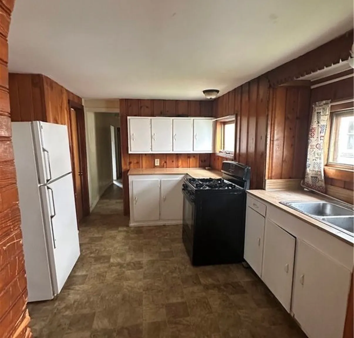 3 bed, 1049 sqft, $1,700 — Photo 4
