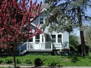 1033 Howell St, Iowa City, IA