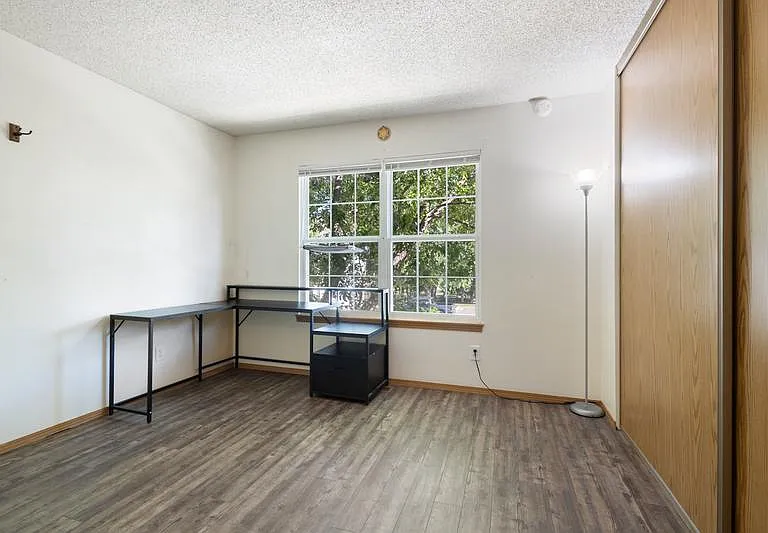 3556 Queen Anne Way #1 — Photo 16