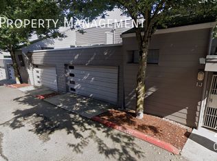 630 S Nevada St #H, Portland, OR 97219