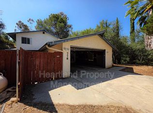 778 N Glen Oaks Dr, Alpine, CA 91901
