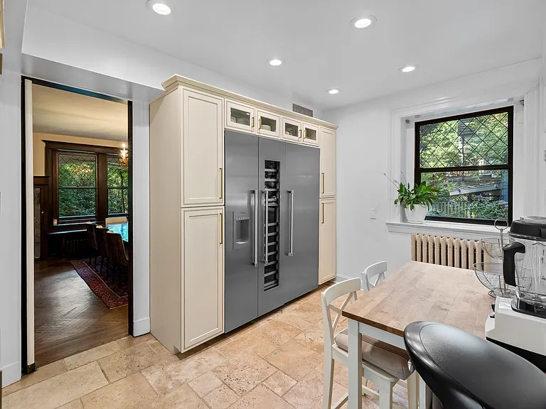 2329 Porter St NW — Photo 23