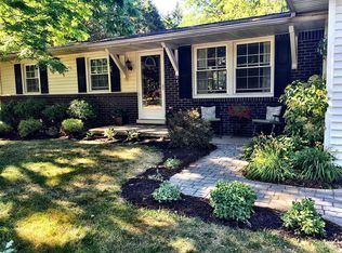 1274 S Alstott Dr, Howell, MI