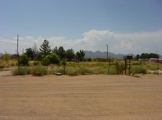 6877 Coyote Rd, Las Cruces, NM 88012