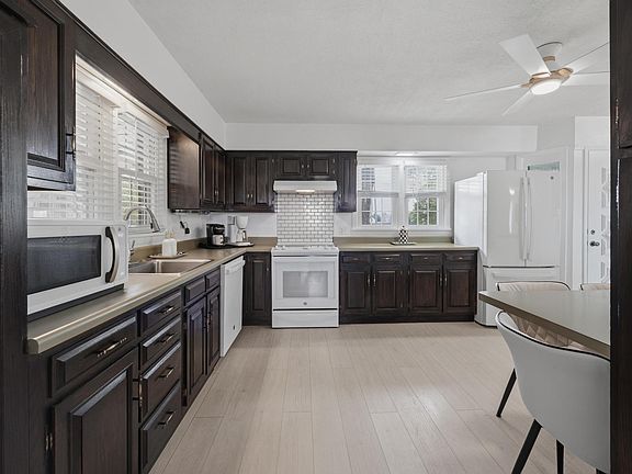 3rd image of 1235 Timber Ridge Dr