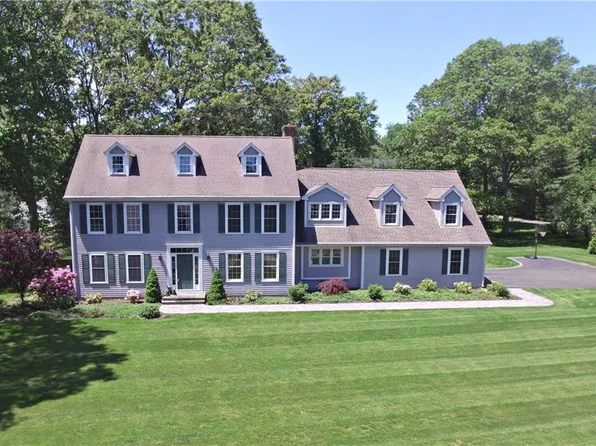 11 Otterbrook Dr, Old Saybrook, CT 06475
