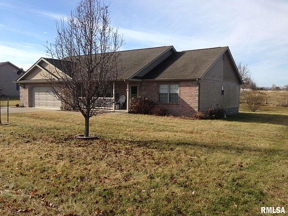 2nd image of 102 Sidney Ln