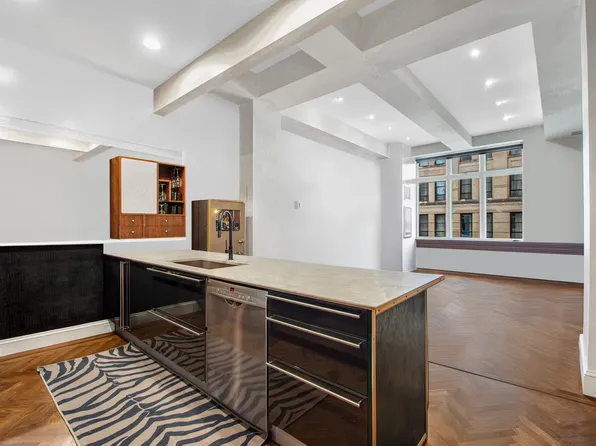 129 Lafayette Street image 3 of 11