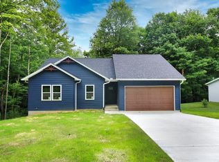 783 Crestrose Dr, Howard, OH